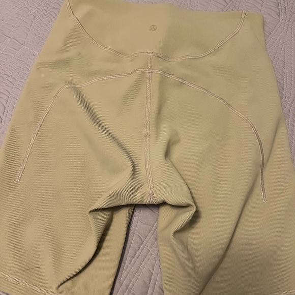 Lululemon Align Shorts size 8 - Picture 8 of 13